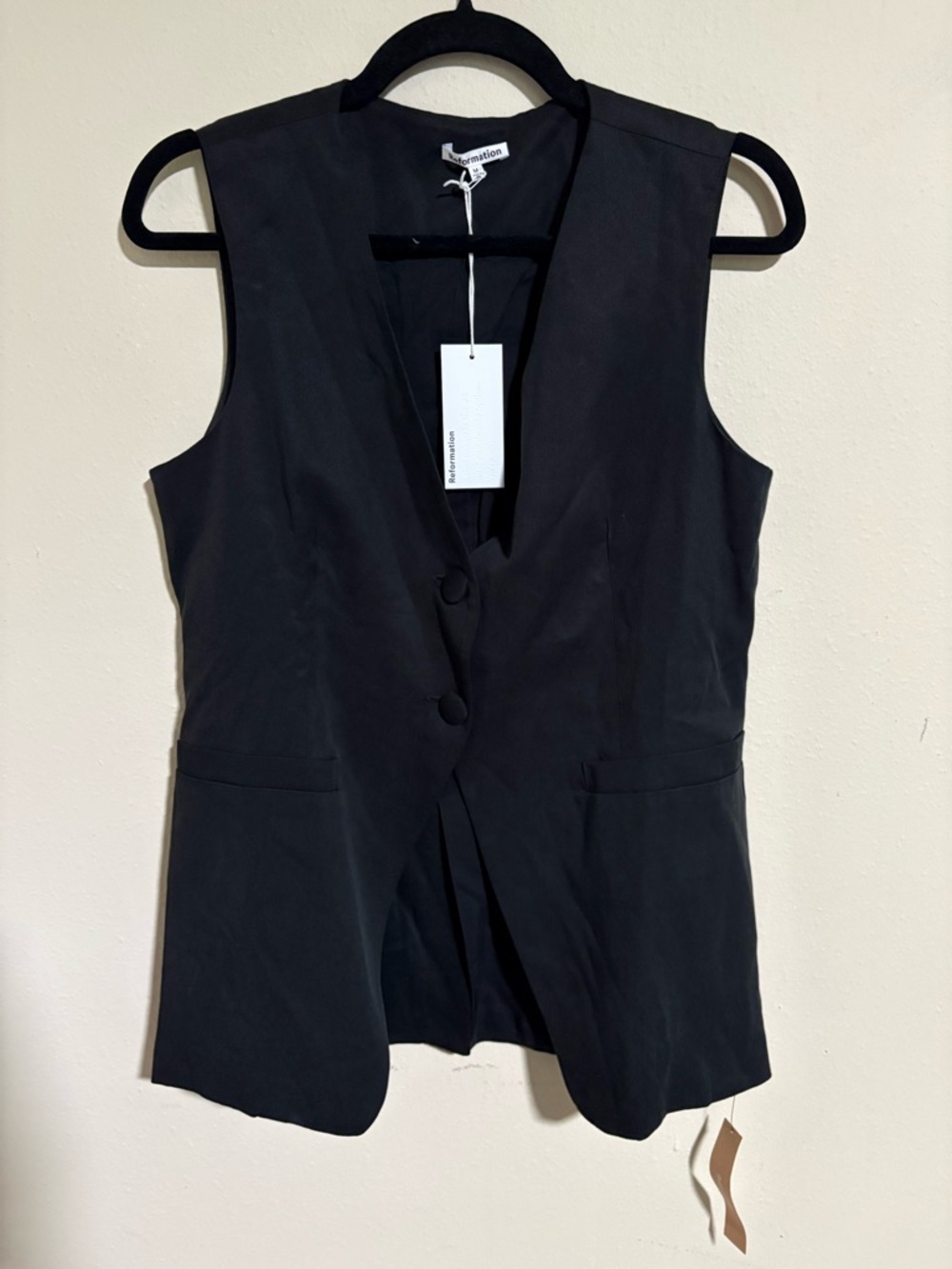 NWT Reformation Black Button-Front Vest - Casey Size Medium